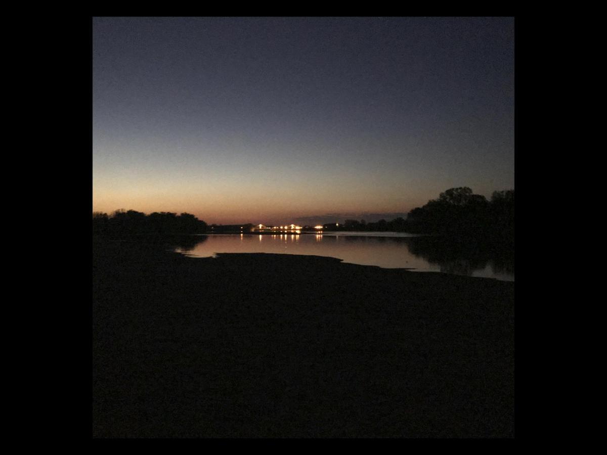 Une Nuit Sur Loire Treves-Cunault Екстер'єр фото